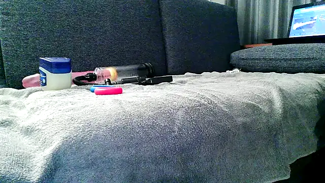 Jacknjimmyjohn online show from October 9, 5:22 pm