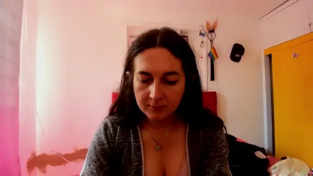 Snapshot of Sweet-Suck69 chatting on April 25, 8:39 pm Sweet-Suck69 online show from April 25, 8:39 pm