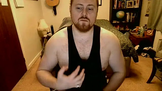 Snapshot of Hairy_Guy30 chatting on March 19, 12:26 am Hairy Guy30 online show from March 19, 12:26 am