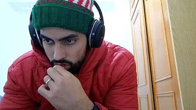 Jackyrose online show from December 19, 10:32 pm