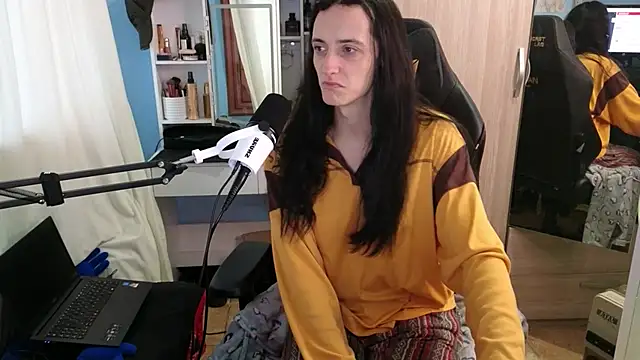 MemiKouki online show from March 19, 4:45 pm