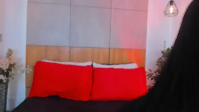 Snapshot of BellaHarllow chatting on May 1, 8:24 pm BellaHarllow online show from May 1, 8:24 pm
