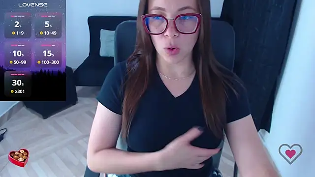 SharonR1 online show from March 5, 12:17 am