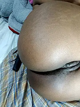 Snapshot of cuttie_sasha chatting on October 11, 3:10 pm cuttie sasha online show from October 11, 3:10 pm