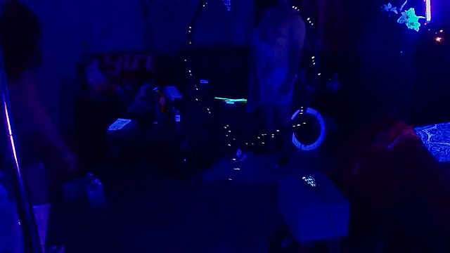 Snapshot of Avaivory chatting on February 7, 3:23 am Avaivory online show from February 7, 3:23 am