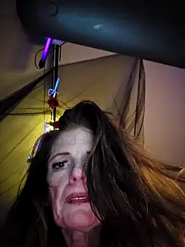 Snapshot of Avaivory chatting on March 19, 6:14 am Avaivory online show from March 19, 6:14 am