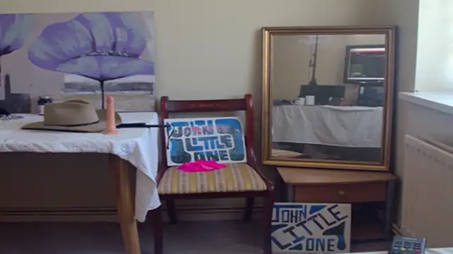 Snapshot of john_little_one1 chatting on June 10, 3:00 pm john little one1 online show from June 10, 3:00 pm