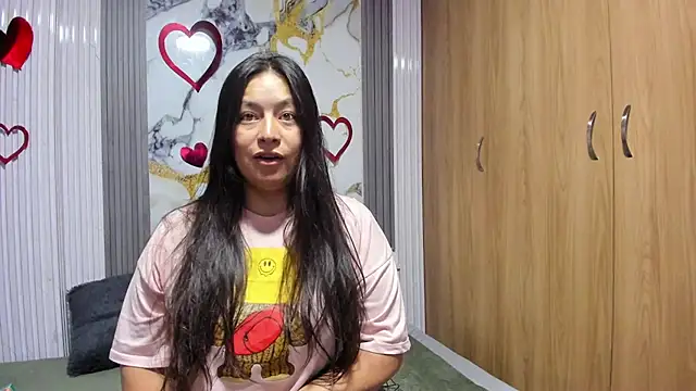 monickhot303av online show from February 15, 11:41 am