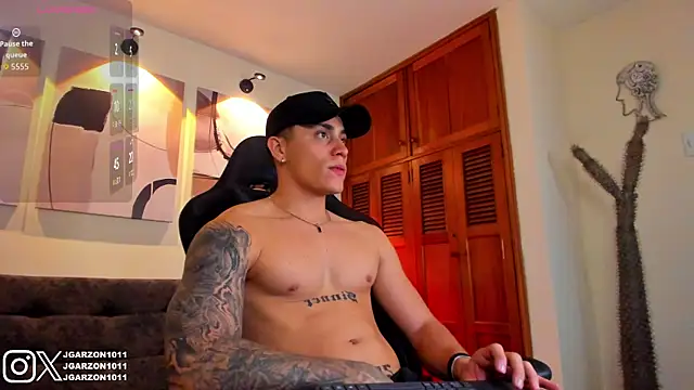  joansoto online show from April 20, 8:43 pm