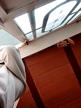 Snapshot of fire_menxxx001 chatting on December 14, 11:29 am fire menxxx001 online show from December 14, 11:29 am