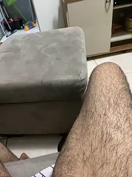 Snapshot of Mendes77777777777 chatting on December 15, 1:24 am Mendes77777777777 online show from December 15, 1:24 am