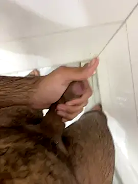 Snapshot of Mendes77777777777 chatting on October 19, 10:43 pm Mendes77777777777 online show from October 19, 10:43 pm