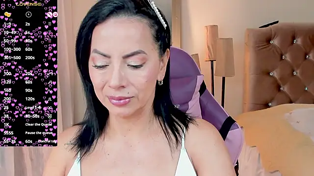 veronika naughty online show from September 29, 1:49 pm