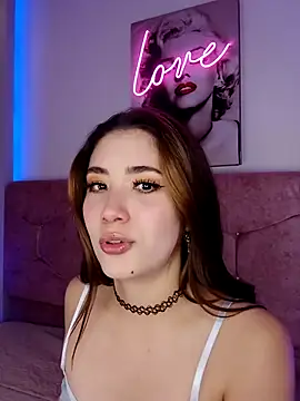 lunar leen online show from February 12, 11:09 pm