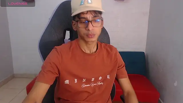 allens joe online show from December 4, 1:53 pm