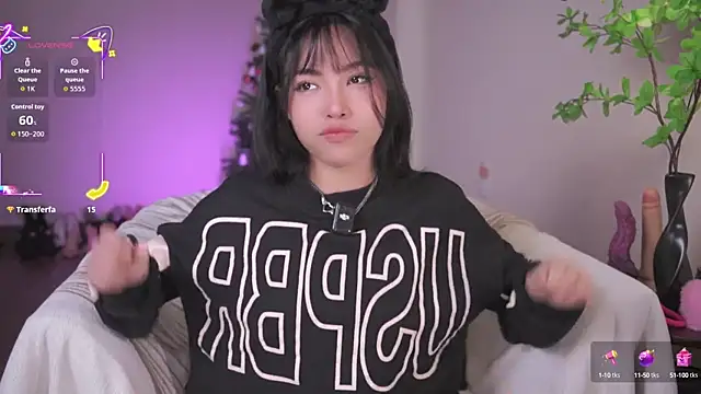 Miuzxc online show from September 18, 4:47 am