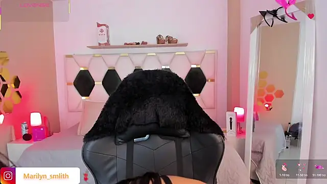 MarilynSmIith online show from March 17, 12:08 pm