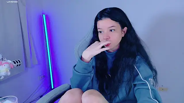 stephybrown online show from January 13, 10:15 pm