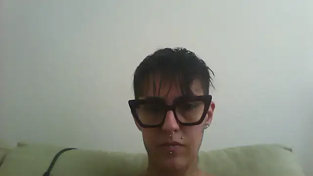 Snapshot of nickfxx chatting on January 13, 5:51 pm nickfxx online show from January 13, 5:51 pm