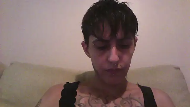 Snapshot of nickfxx chatting on February 2, 12:31 am nickfxx online show from February 2, 12:31 am