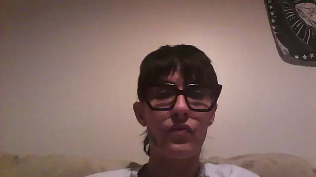 Snapshot of nickfxx chatting on June 1, 1:29 am nickfxx online show from June 1, 1:29 am