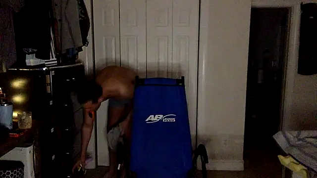 Snapshot of TheOnlyTwinTowers chatting on March 12, 5:35 am TheOnlyTwinTowers online show from March 12, 5:35 am