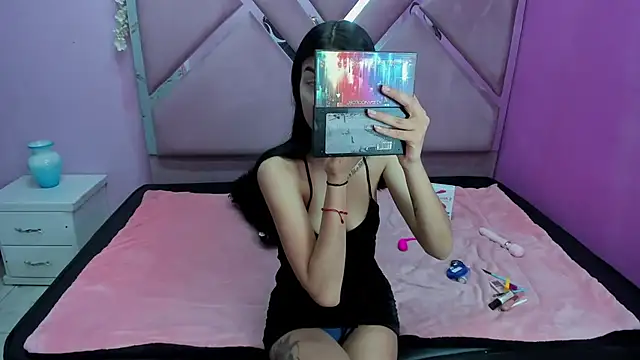 IsisRouse online show from February 4, 3:00 am