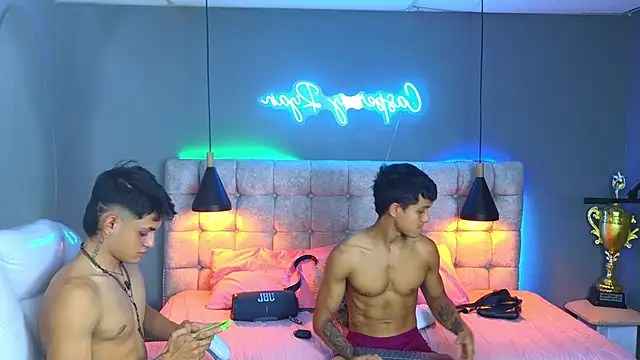 Paradise boy s online show from December 10, 2:27 am