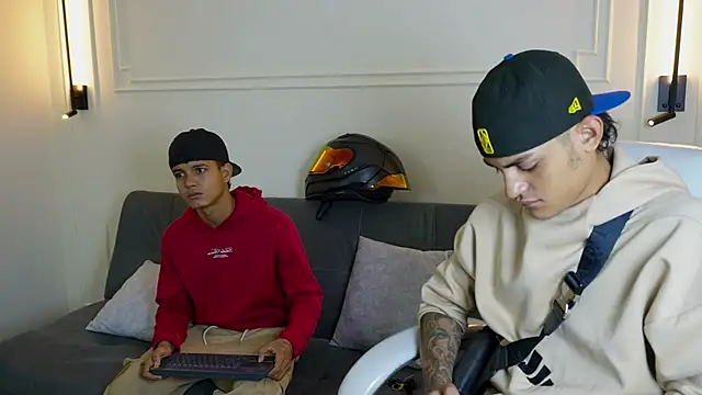 Paradise boy s online show from January 24, 12:09 am