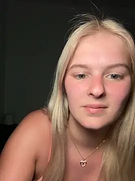 Snapshot of Allylove03 chatting on April 30, 2:12 pm Allylove03 online show from April 30, 2:12 pm