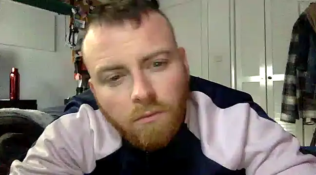 Snapshot of Pelirrojo1234 chatting on February 4, 3:15 pm Pelirrojo1234 online show from February 4, 3:15 pm