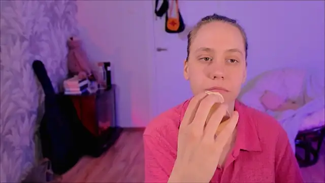 Malinax online show from April 6, 12:50 pm