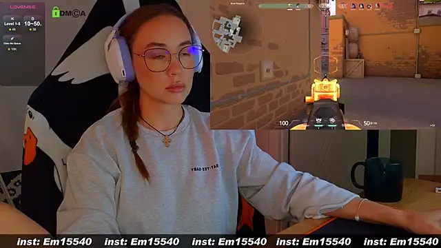 Snapshot of Emili1- chatting on January 16, 1:04 pm Emili1- online show from January 16, 1:04 pm