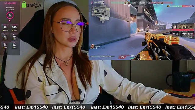 Snapshot of Emili1- chatting on January 31, 1:56 pm Emili1- online show from January 31, 1:56 pm