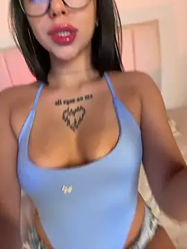 eva elifee online show from April 10, 1:44 am