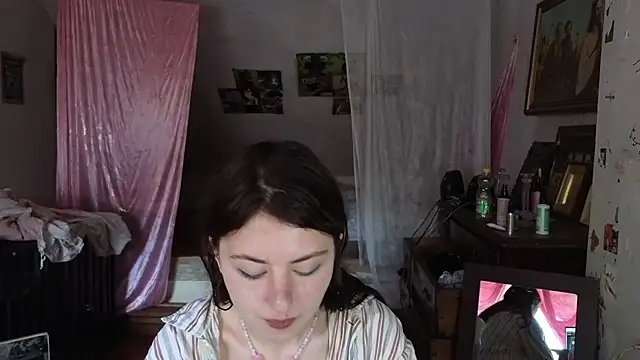 Snapshot of MAMA69LAMA chatting on May 17, 11:06 am MAMA69LAMA online show from May 17, 11:06 am