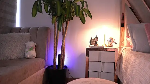  Andyy   online show from March 9, 10:14 pm