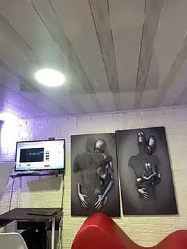 Snapshot of emma_oxford chatting on March 5, 8:53 pm emma oxford online show from March 5, 8:53 pm