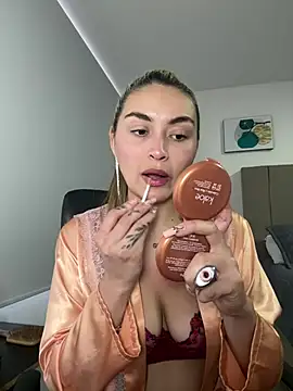 emma oxford online show from April 1, 10:29 pm