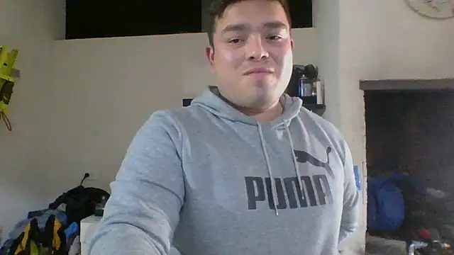 Snapshot of DirtyRcride chatting on December 2, 5:48 am DirtyRcride online show from December 2, 5:48 am