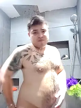 Snapshot of DirtyRcride chatting on December 26, 11:24 pm DirtyRcride online show from December 26, 11:24 pm