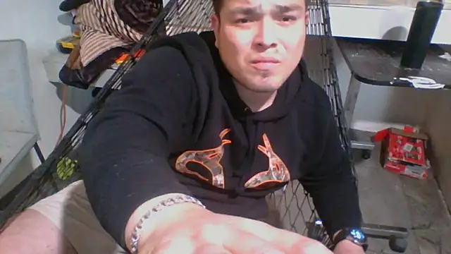 Snapshot of DirtyRcride chatting on February 1, 2:47 am DirtyRcride online show from February 1, 2:47 am