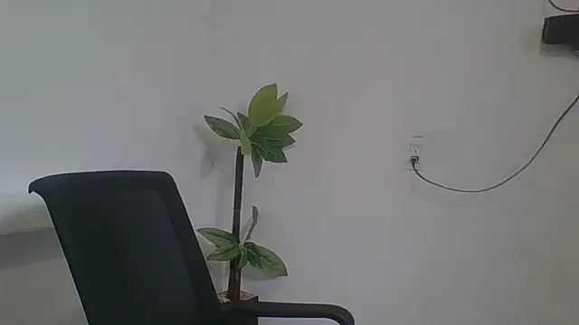 Snapshot of DirtyRcride chatting on October 5, 9:02 pm DirtyRcride online show from October 5, 9:02 pm