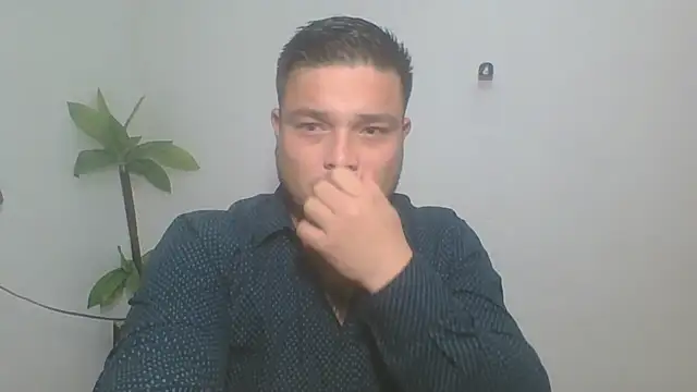 Snapshot of DirtyRcride chatting on October 20, 2:45 am DirtyRcride online show from October 20, 2:45 am