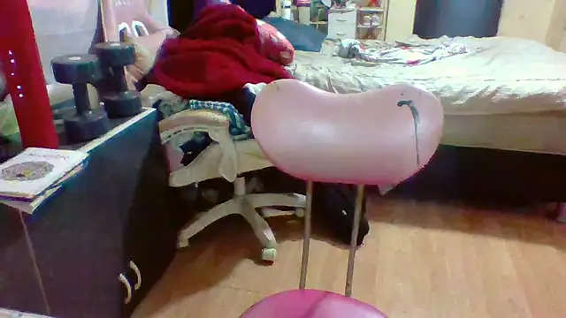 Jennxdolls online show from January 19, 3:21 pm