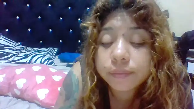 Jennxdolls online show from March 8, 4:23 am