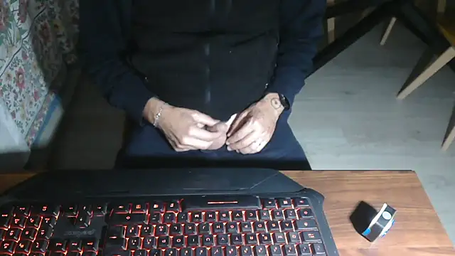 Adri gard online show from November 10, 9:36 pm