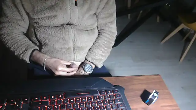 Adri gard online show from March 29, 8:31 pm