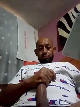 pineda1689 online show from March 2, 5:14 pm