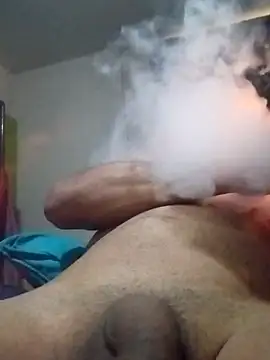 pineda1689 online show from October 30, 7:58 pm